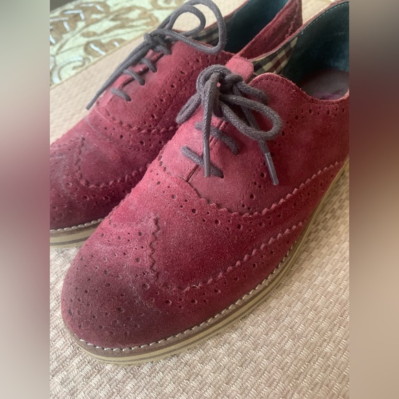Loafer style shoe - Picture 1 of 5